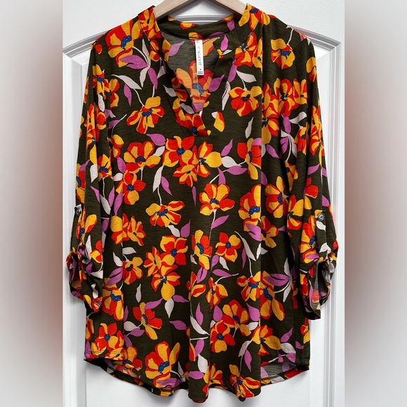 Dear Scarlett Tops - NWT Dear Scarlett Top Floral Top, M